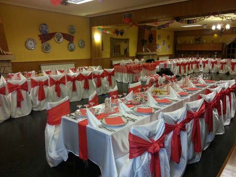Restaurante La Venta de Meco mesas decoradas para evento